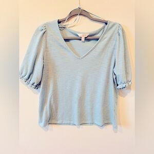 Lauren Conrad light‎ blue v neck short sleeve top size Medium